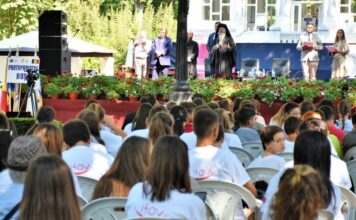 Vasluiul, locul de întâlnire a Tinerilor Ortodocși din județ