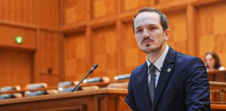 Proiect USR pentru descentralizarea și depolitizarea sistemului de educație: Concursurile pentru directori să fie organizate direct de școli