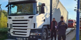 20.000 de euro, nedeclaraţi și ascunşi, descoperiţi la controlul de frontieră