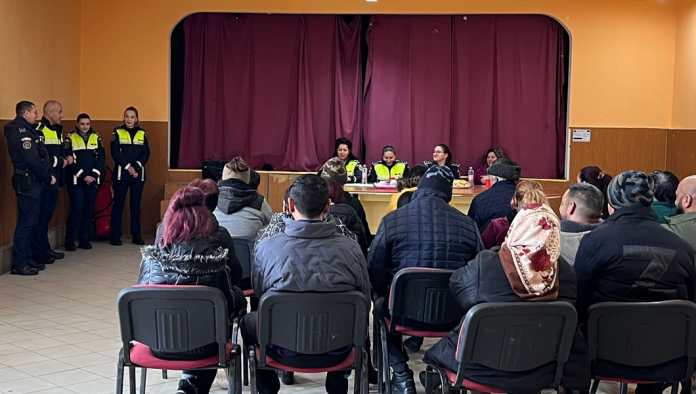 Politisti campanie sateni rural violenta domestica campanie informare masuri protectie
