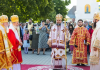 IPS Atanasie, la hramul Catedralei Episcopale din Huși: „Să devenim o prezență vindecătoare, într-o societate care nu face altceva decât să îi judece pe toți”