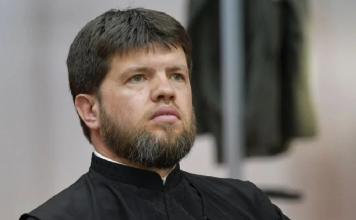 Părintele Vladimir Beregoi, președintele „Filantropia Ortodoxă” Huși, interviu la Basilica.ro: „Județul Vaslui e o zonă în care sărăcia, migrația părinților, abandonul școlar, lipsa locurilor de muncă și izolarea rurală afectează foarte multe familii”