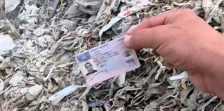 Prefectura Vaslui reziliază contractul cu firma care trebuia să distrugă permisele, dar le-a aruncat la o groapă de gunoi în Republica Moldova
