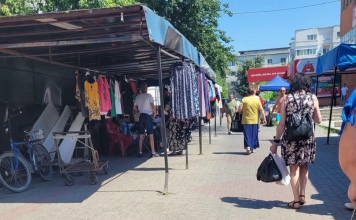 Începe „curățenia” la intrarea în Piața „Sfântul Ilie” Bârlad